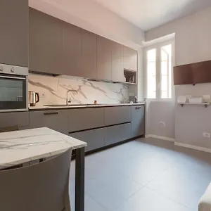 https://gerusalemme-m5-subway-apt-x4.italymilanhotels.net